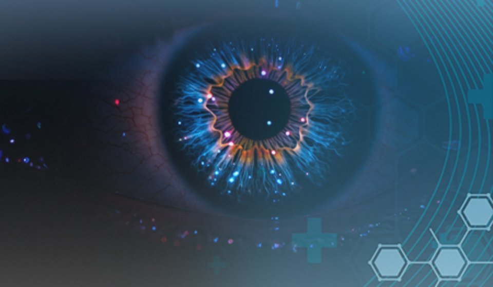 رؤية نقاط مضيئة في العين في الظلام